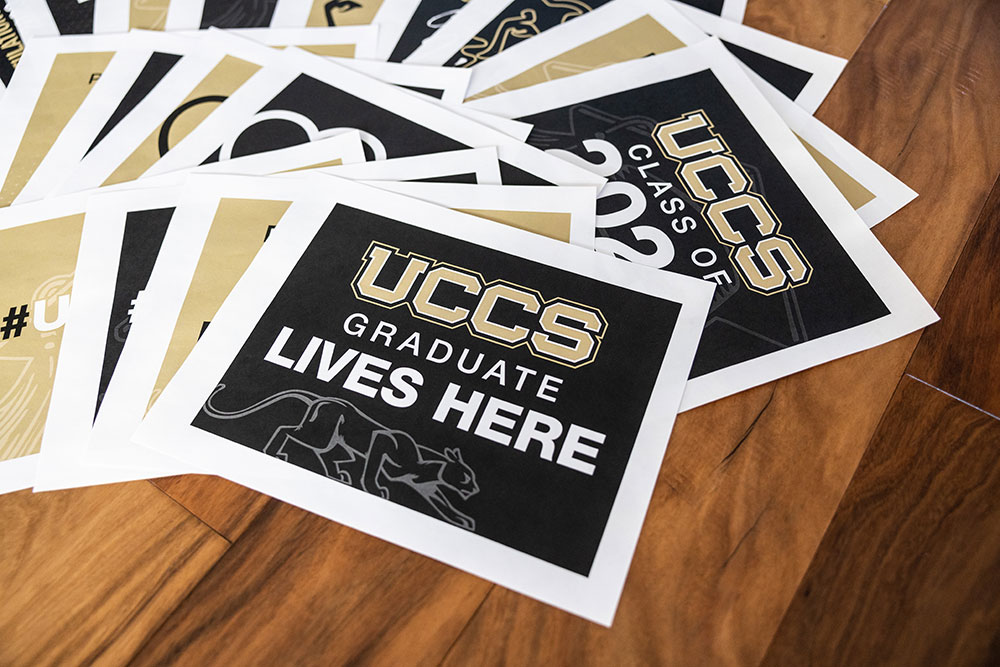 photo of printable graduation celebration signs